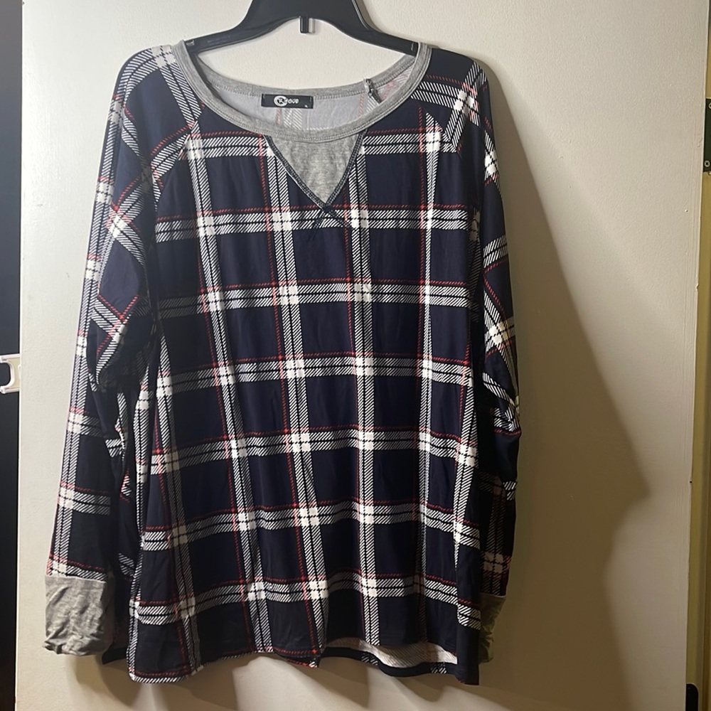 Plaid top